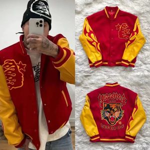 2023 di alta qualità Hellstar Tiger giacca con maniche in pelle ricamata uomo donna street party giacche hip-hop allentate 231221