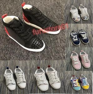 2023 New Kids Designer Red Botts Casual Shoes Loafere Rivets Low Stubbed Kid Designers Shoe Children Fashion Bottes Trainers 25-34 EUR