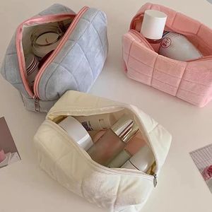 Moda de grande capacidade Bolsa de armazenamento cosmético Mulheres organizador de maquiagem Bolsa de papelaria Caixa lápis Caixa de lápis Caixa de lápis 231222