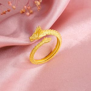 A banda toca dragão para o céu e a terra dragão dourado balançando cauda prata ring ring moda moda versátil dragão de ouro jóias de jóias 231222