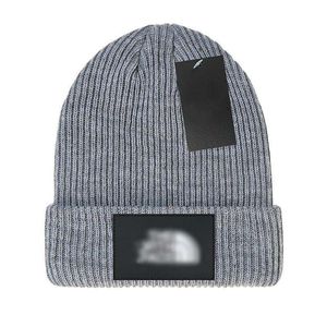 Designer Beanie Men Winter Unisex Cappello a maglia Gorros Connet Skull Gaps Cappelli a maglia Cappuccio sportivo Classico Donne Casuals Designer Outdoor BEARIE NEGO ABBIAMO CON COWBOY