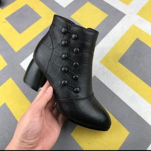 Sapatos de vestido outono inverno mulher botas mãe senhoras grossas salto alto tornozelo mulheres plataforma de salto alto borracha neve