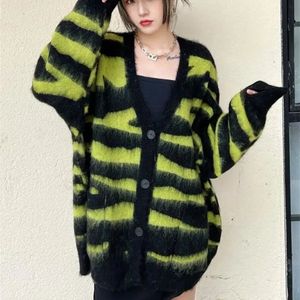 Женский зеленый леопард Mohair Cardigan Mink Mink вязание vneckacket осень 2023 г. 231221