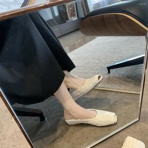 Scarpe eleganti di pecora francese designer di lusso intrecciato Y2K Sandali per foce di pesce a punta quadra