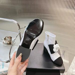 Designerskie buty kostki buty dla butów zima kwiat bowtie dama botki dziewczęta jedwabna skórzana skóra wysoka kobietę płaska sprzedaż moda kostka