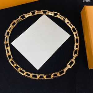 Modehalsband kedjor coola bröllop hängen kostym brev design för man kvinna unisex kedja halsband smycken toppkvalitet med box241t