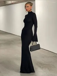 Lässige Kleider eleganter schwarzer Rücken hohl aus Maxi Kleid Frauen halb hoher Kragen Flare Langarm Bodycon Lady Chic Bankett Abendrobe