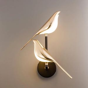 Lâmpadas Nordic Gold Bird Wall Lamp Criativo Magpie LED Luzes Quarto Cabeceira Varanda Escadaria Sala de estar TV Fundo