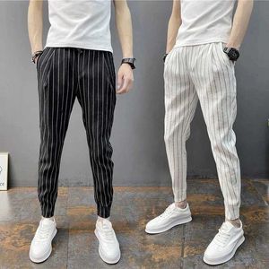 Mäns jeans vår sommar tunna rand harlan byxor män trend ungdom niopunkt byxor vilda casual korea mode elastiska smala byxor manliga nya J231222