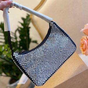 Luxur Designer Diamond Handbag Rhinestone Nylon Messenger Bag Classic Ladies Underarm Axel Plånbok Fashion Retro Star