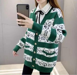 2024 Nya kvinnors tröjor V-Neck Cardigan Sticked Luxury G Letter Designer Jacka Coat Lady Loose Sweaters