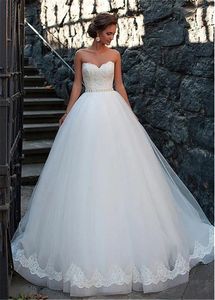 Amazing Tulle Sweetheart Neckline Ball Gown Wedding Dresses With Lace Appliques Beading Sash Bridal Dress vestido de novia