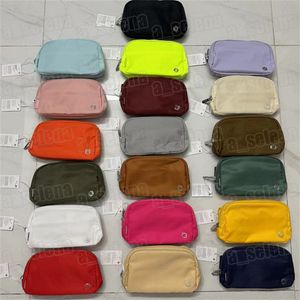 Bolsa de maquiagem de designer Pacote de baú de peito em todos os lugares Boleteiro Bolsa Nylon Sacos cosméticos de armazenamento