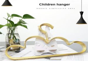 10st. Sätt klädhängare för Baby Kid Gold Non Slip Metal Space Saving Cloud Shape Hanger Cloth Storage Organizer Rack 27347381
