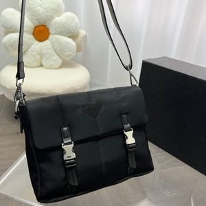 Designer men women messenger bag new nylon cross-body bag nylon shoulder bag black purse laptop shoulder bag clutch purse