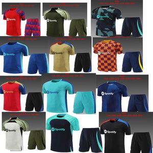 23 24 BARCELONAS CRIANÇAS MANEIRA DE MANEVA CURTA Treinando Jerseys Jersey Soccer Maillot Barca Futbol Futbol Chandal Jacking Jacket