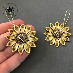 Dangle Chandelier DRlove Fashion Lady Flower Pendant Earings Female Metallic Style Plant Sunflower Accessories for Anniversary Ceremony Party 231222