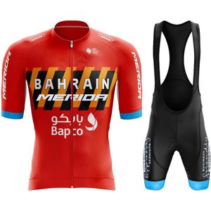 Setler bisiklet forması setleri bisiklet şort erkek jel tam üniforma Bahreyn merida man takım elbise erkekler pantolon set bisiklet profesyonel gömlek