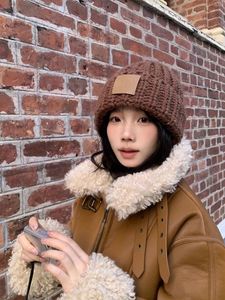 BERETS U99 Kvinnors tröja Hatt Winter Knit Dome High Stretch Men's Pullover Korean Brand minimalistiska ullpar