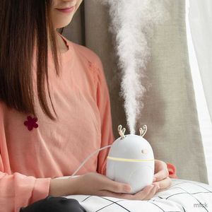 Humidifiers 320ml Deer Humidifier Portable Mini Aromatherapy Essential Oil Diffuser Home Air Fresher Mute Air Humidifier with Night Lamp