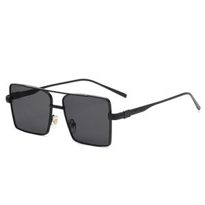 950 mode solglasögon toswrdpar glasögon solglasögon designer herr kvinnor bruna fodral black metall ram mörk 50 mm linser för strand2449