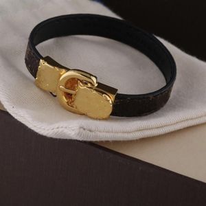 Kvinna guldspänne högkvalitativt svart läderarmband Par smycken charm armband leverans260j