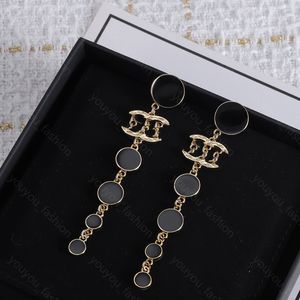 Fashion Womens Earrings Designer Sweater Chain Jewelry Black Gems Round Pendants Stud Classic Brass Luxury Open Necklace Romantic Earring For Women Party Gifts