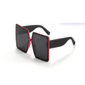 Moda Büyük Çerçeve Lüks Tasarımcı Güneş Gözlüğü Kadın Vizör Sürüş Açık Hava Spor Profesyonel Gözlükleri HD Renk UV400268G