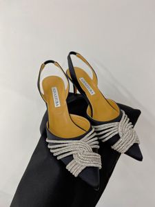 Aquazzura Strass Cross Gurt Sandalen verschönerte Seidenpumpen Schuhe Stiletto Slingbacks High Heels Schuhe Spulen Frauen Luxurys Designer Factory Schuhe