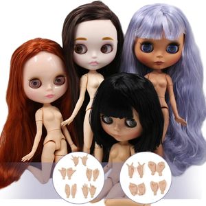 Eisiges DBS Blyth Puppe geeignetes DIY -Wechsel 16 BJD Spielzeug Sonderpreis OB24 Ball Joint Body Anime Girl 231221