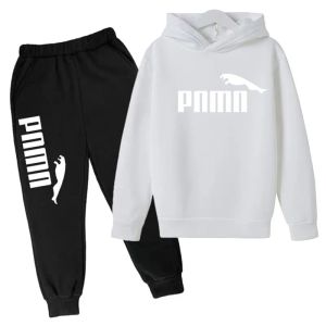 Barns fritidsutrymme Sports hoodie Set pojkar och flickor flerfärgade mode tryckta långärmade sportkläder