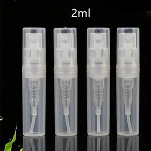 100pcslot 2 ml kleine Plastiksprühflaschen feiner Nebelspray Parfüm Probe Fläschchen Clear Pump Atomizer 231222