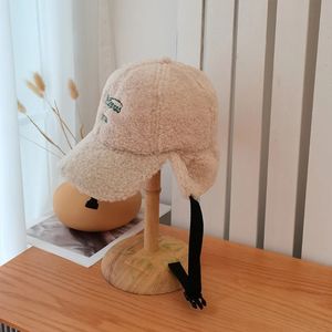 Modeflygare hatt öronmuffs casual baseball cap brev lei feng cap ear skydd för vinter dagligen slitage morgon träning 231221