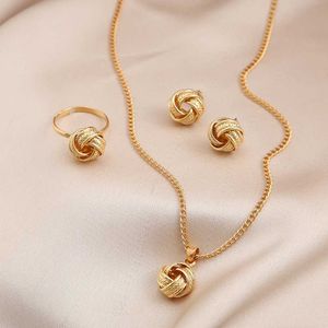 Earrings Necklace Gold alloy metal twisted lucky knot earrings necklace RJewelry set womens fashionable geometric retro accessories J240508