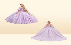 18 århundradet lila quinceanera klänningar 2023 från axel medeltida prom klänning med 3D -blommor snör upp kort ärm söt 15 vesti9531737