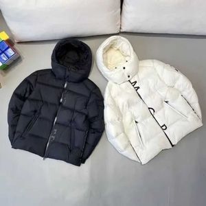 Monclair Classic Parkas Erkek Moda Küfür Ceketleri Üst Lüks Tasarımcı Aşağı Ceket Parka Man Epaulettes Traend Winter Sıcak Pamuk Ceketleri Açık Out Giyim Paltoları Ng2