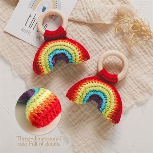 1pc Baby Rasseln Häkel Banane Regenbogen Fruchtspielzeug Holzring Rattan Spielzeug Neugeborene Molar Teether Kaut Bild Geschenke geboren 231221