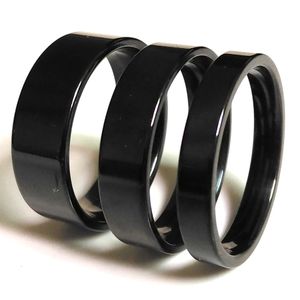 Band Rings 100st Prossale Mix Lot 4mm 6mm 8mm Black Plain Flat Band Comfort-Fit 316L Rostfritt stål Ring unisex smycken 231222