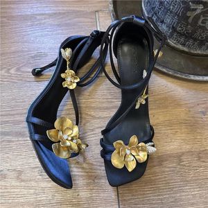 Sandaler 2024 Kvinnor Summer Gold Orchid Design High Heels Ankel Rem Gladiator Sandalias Prom Dress Pumps Sexiga Lady Shoes