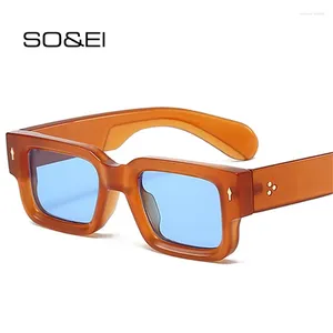 Солнцезащитные очки квадратные женщины винтажные заклепки в тренде с прозрачными оттенками градиента океана UV400 Мужчины панк солнцезащитные очки