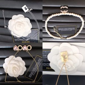 Diamond Necklace Gold Plated Brand Designer Pendants Necklaces Titanium Steel Heart Letter Design Choker Pendant Pearl Chain Jewelry