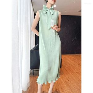 Casual Dresses Miyake Pleats 2023 French Wood Ear Lace Dress Foreign Spring Summer Mint Green Sleeveless Long Skirt Women's Evening