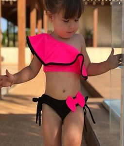 Baby Girl Swimodear Dzieci Ruffled Swimming Suit Dwuczęściowy Bowot Bikini Set Swim Cabrs Plaży Kathing Kostium 4 Kolory 5pcs DW498315084