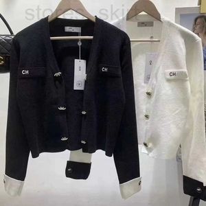 Kadın Sweaters Designer Ch Sonbahar Kadın Örgü Moda Yüksek Dereceli Lüks Yuvarlak Boyun HARDIGAN Düğmesi Kaşmir Örgü Rahat ve Sıcak NM8C