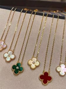 Pendant Four Leaf Clover Necklace Cleefs Necklaces Designer for Women Jewelry Sier Green Z5M0# nn