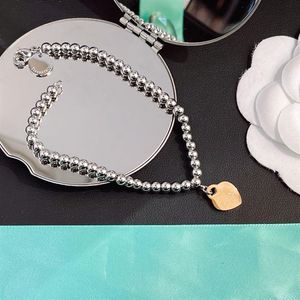 Дизайнерский браслет высококачественный браслет 925 Серебряная покрытая из нержавеющей стали Женщины Женщины Очарование браслет -шарнирная манжетная цепь W299S