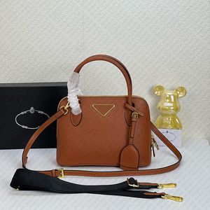 the Tote Bags Designer Bags luxury Women Bags Famous Brand Shoulder Bags Fashion Crossbody Bags High Quality Women Handbags Shell Bags Genuine Leather Clutch Purses