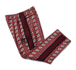 Mens Designer Pants Needles Butterfly Embroidery Men Kvinnor Sweatpants Full Cashew Flower Tadpole Printing Trousers3568770