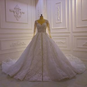 Gorgeous Appliques Court Train Lace A-Line Wedding Dress 2023 Luxury Scoop Neck Beaded Long Sleeve Vintage Bridal Gown