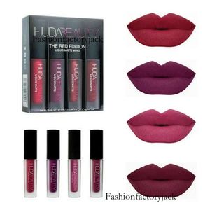 Lip Gloss Huda는 4 가지 색상 무광택 방수 방수가 아닌 비전제 립스틱 메이크업 여성 화장품 립 케어 도매가 립스틱의 가격